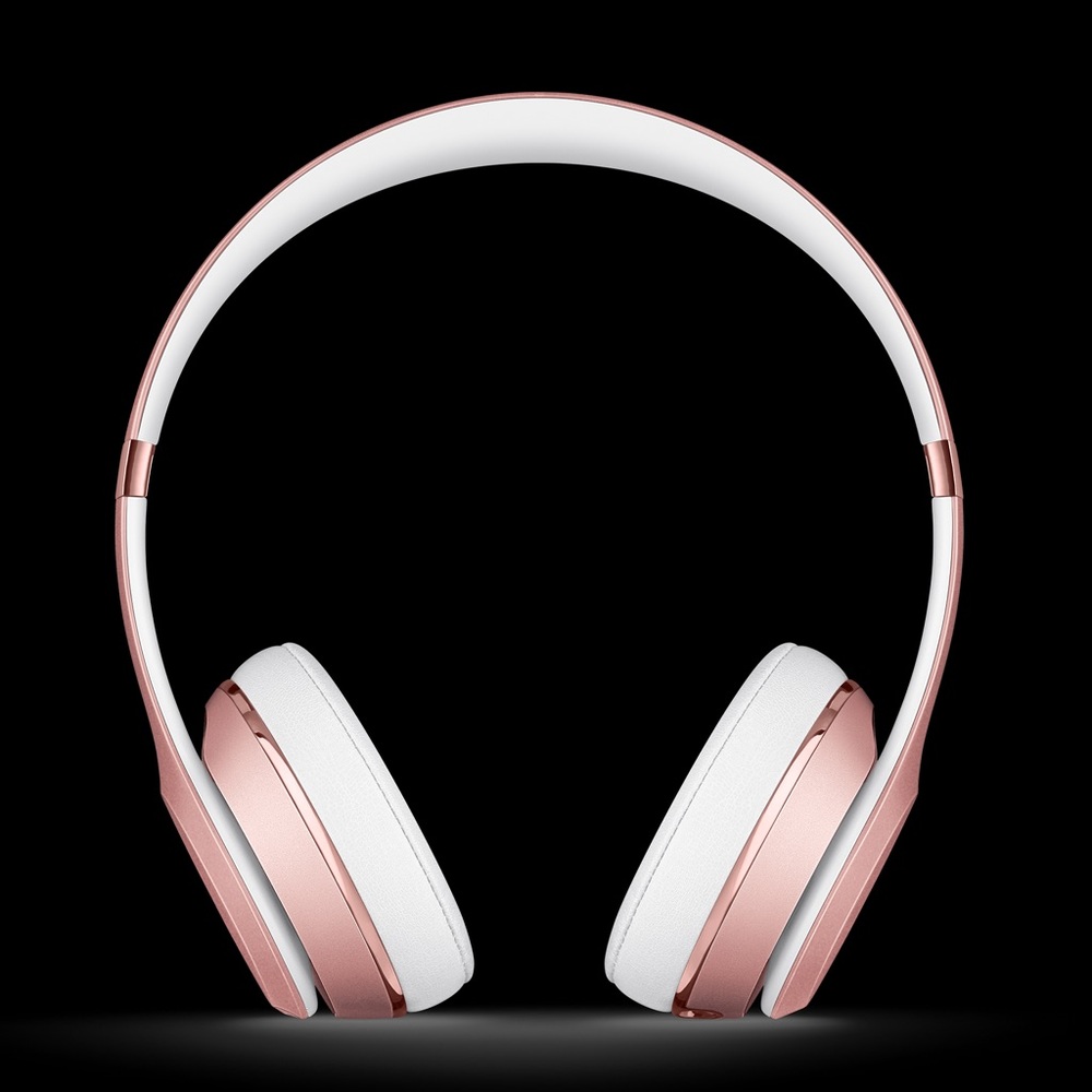 Mint rose gold Beats by Dre.